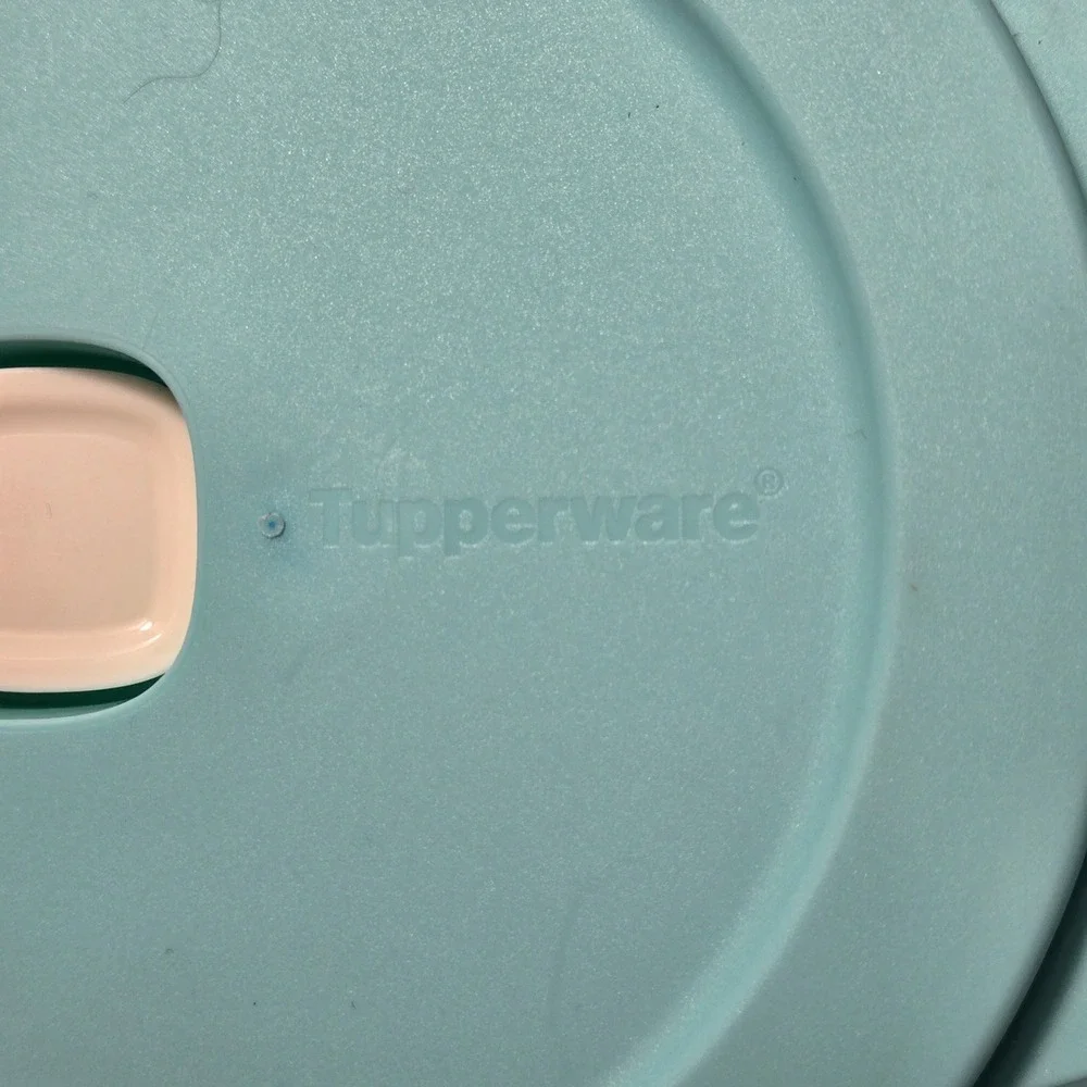 Tupperware CrystalWave 800ml 3.5 Cup Microwave Bowl Vented Lid Teal 2647C-4